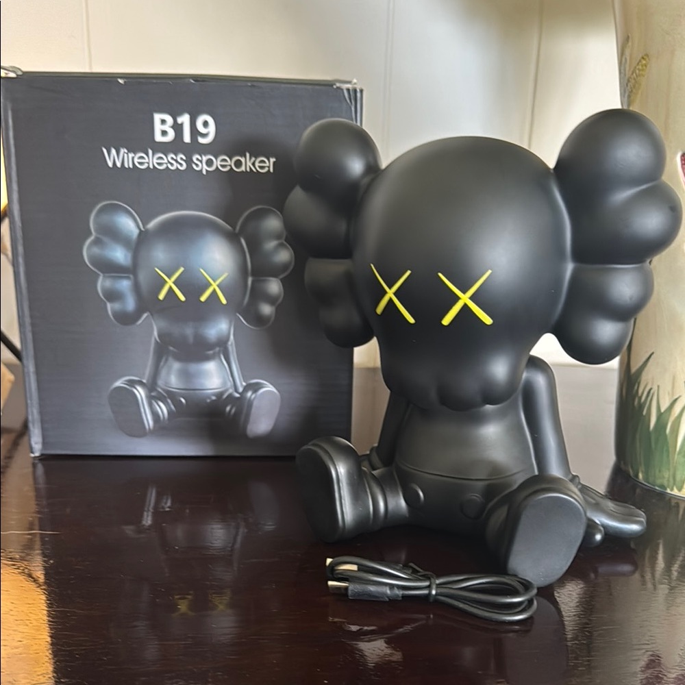 Wireless Black KAWS Type Speaker